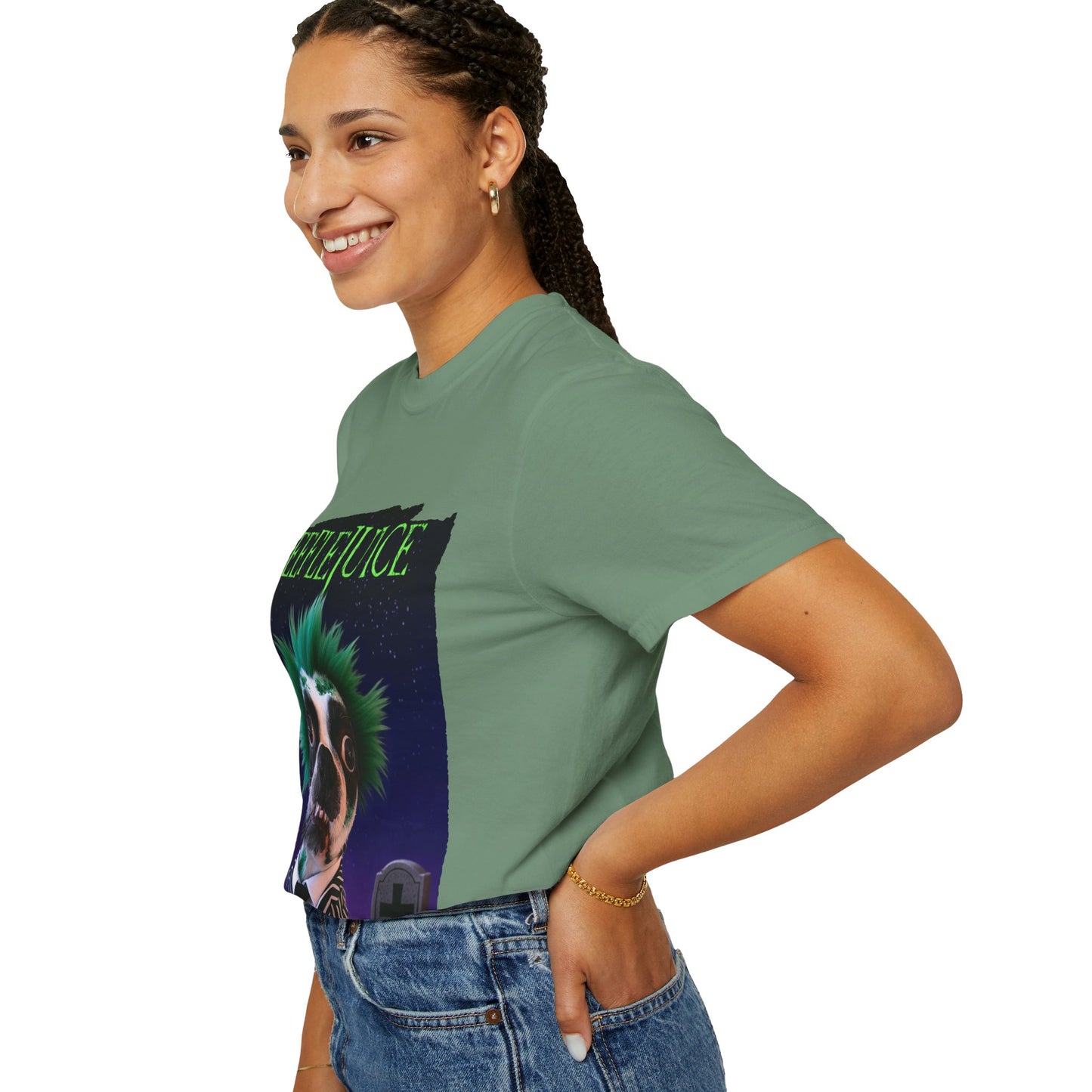 Teeflejuice Unisex T-Shirt: Stylishly Spooky Comfort