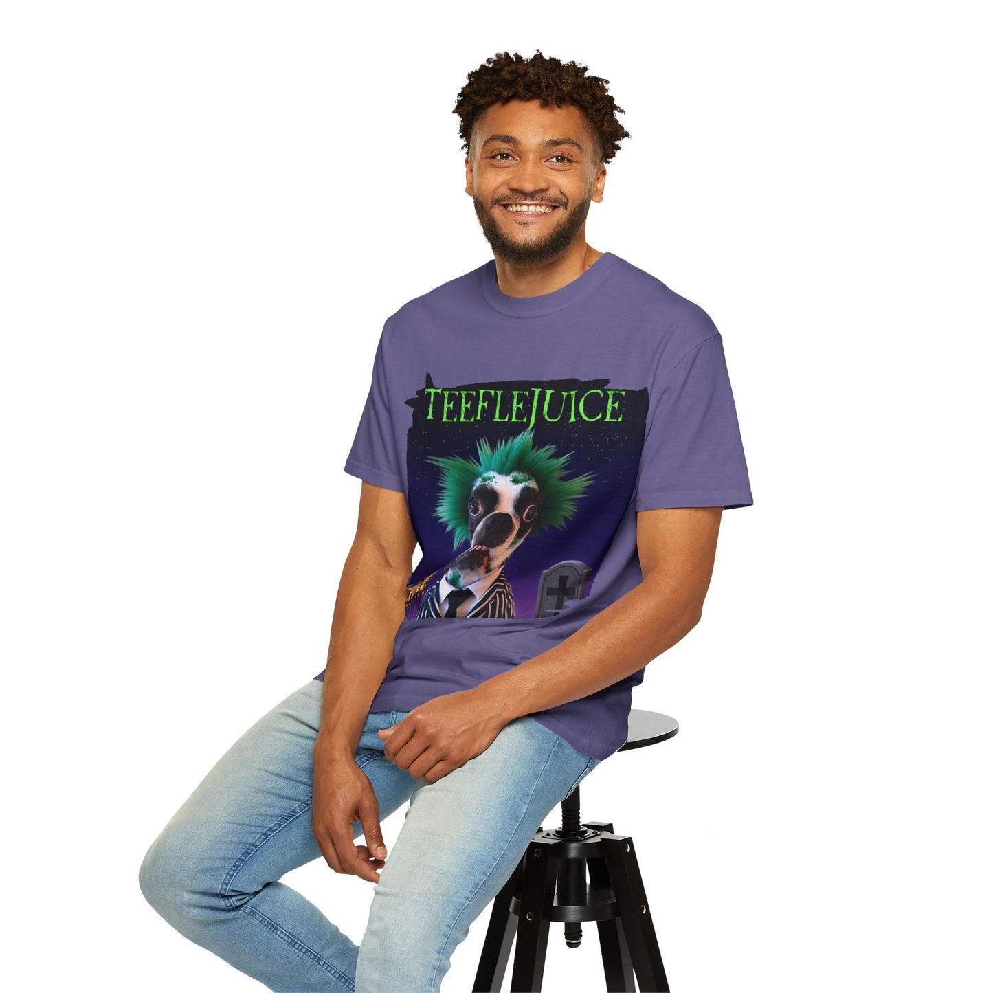 Teeflejuice Unisex T-Shirt: Stylishly Spooky Comfort