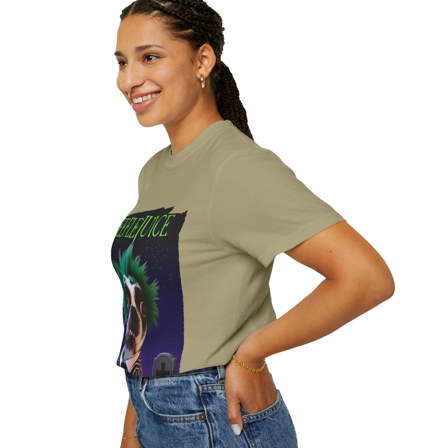 Teeflejuice Unisex T-Shirt: Stylishly Spooky Comfort